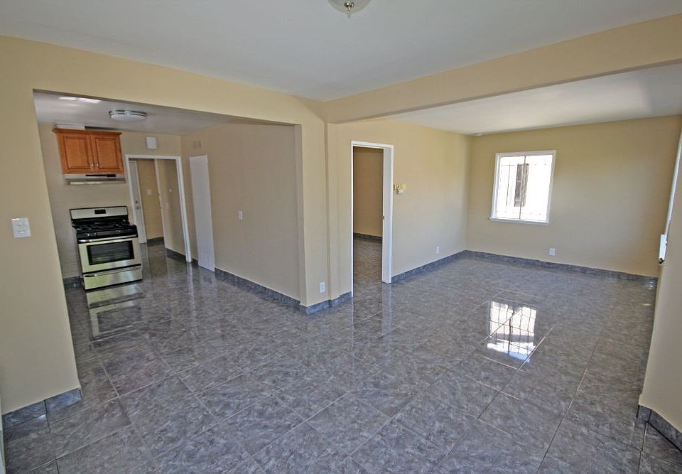 1st image of 1758 W 36th Pl