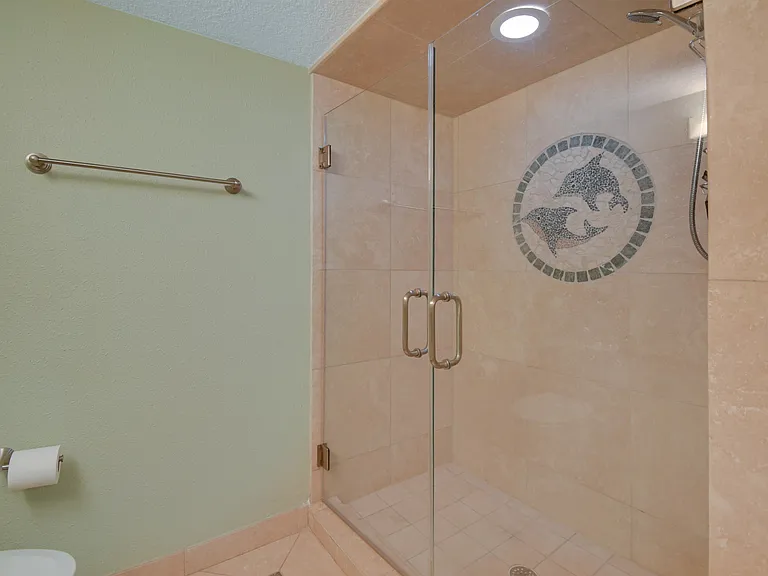 324 Village Dr #B — Photo 14