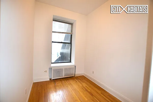 Rented by Citi Habitats | media 12