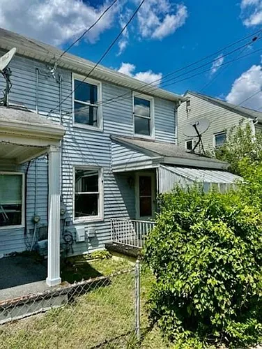 549 Farnsworth Ave Photo 1