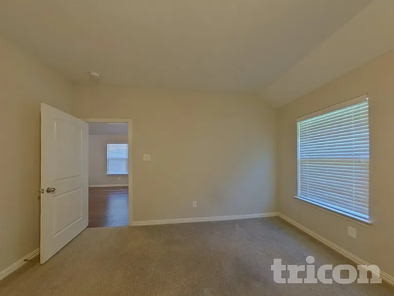 7432 Durness Dr — Photo 7