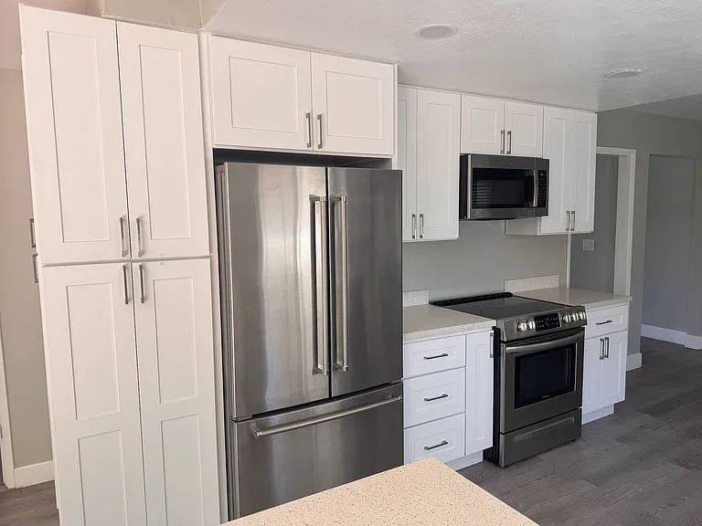 925 San Simeon Dr — Photo 2