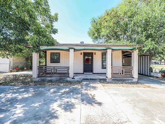 3rd image of 1719 Iturbide St