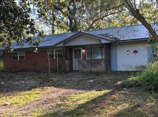 1304 May St, Ocean Springs, MS 39564