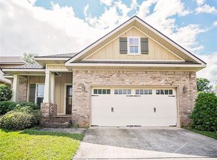 2300 Snowden Pl E, Mobile, AL 36609