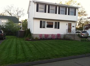 141 Prince St, Fairfield, CT 06825