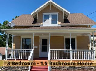 128 E Lucy St, Darlington, WI 53530
