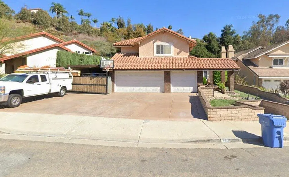 4 bed, 2975 sqft, $1,150 — Photo 1