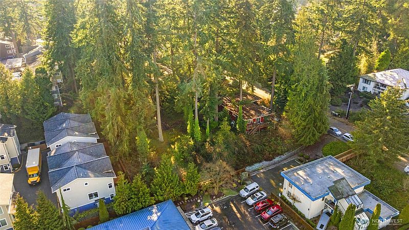 4th image of 23227 92nd Avenue W