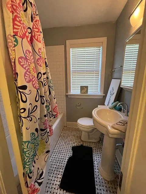 Studio, 600 sqft, $800 — Photo 3
