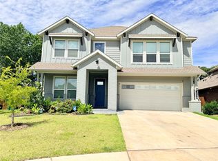 1324 Razorbill Rd, Denton, TX 76205
