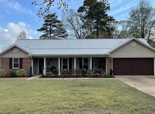 2417 E Longhills Rd, Benton, AR 72019