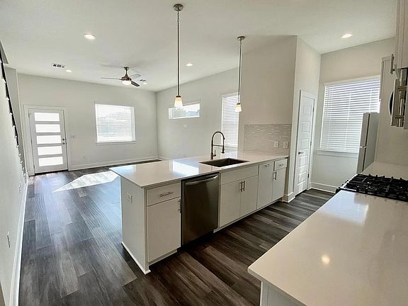 5th image of 6102 Caddie St Unit A