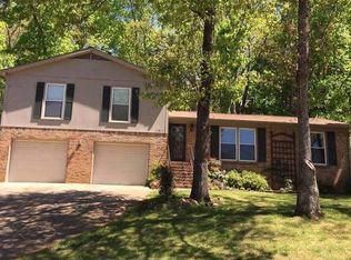 11211 Suncrest Dr SE, Huntsville, AL 35803