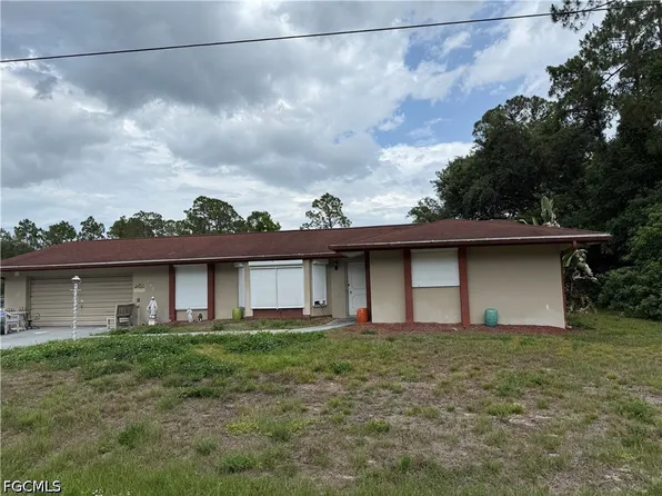 1104 Washington Ave, Lehigh Acres, FL 33972