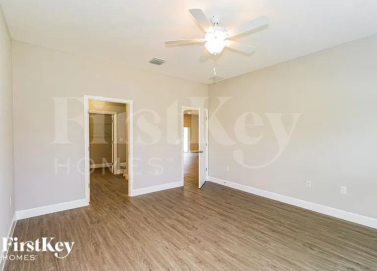 525 Garbelmann St SW — Photo 7
