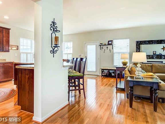 4th image of 1308 Sands Cir