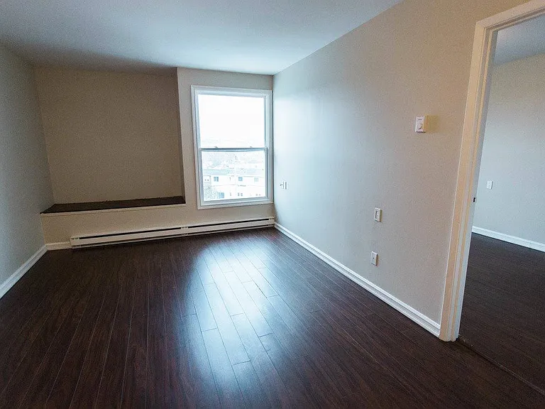 50 Keane Pl — Photo 4