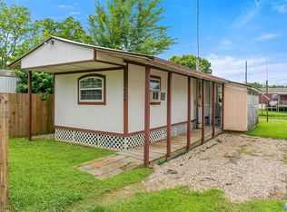 8977 Gladewood St, Willis, TX 77318
