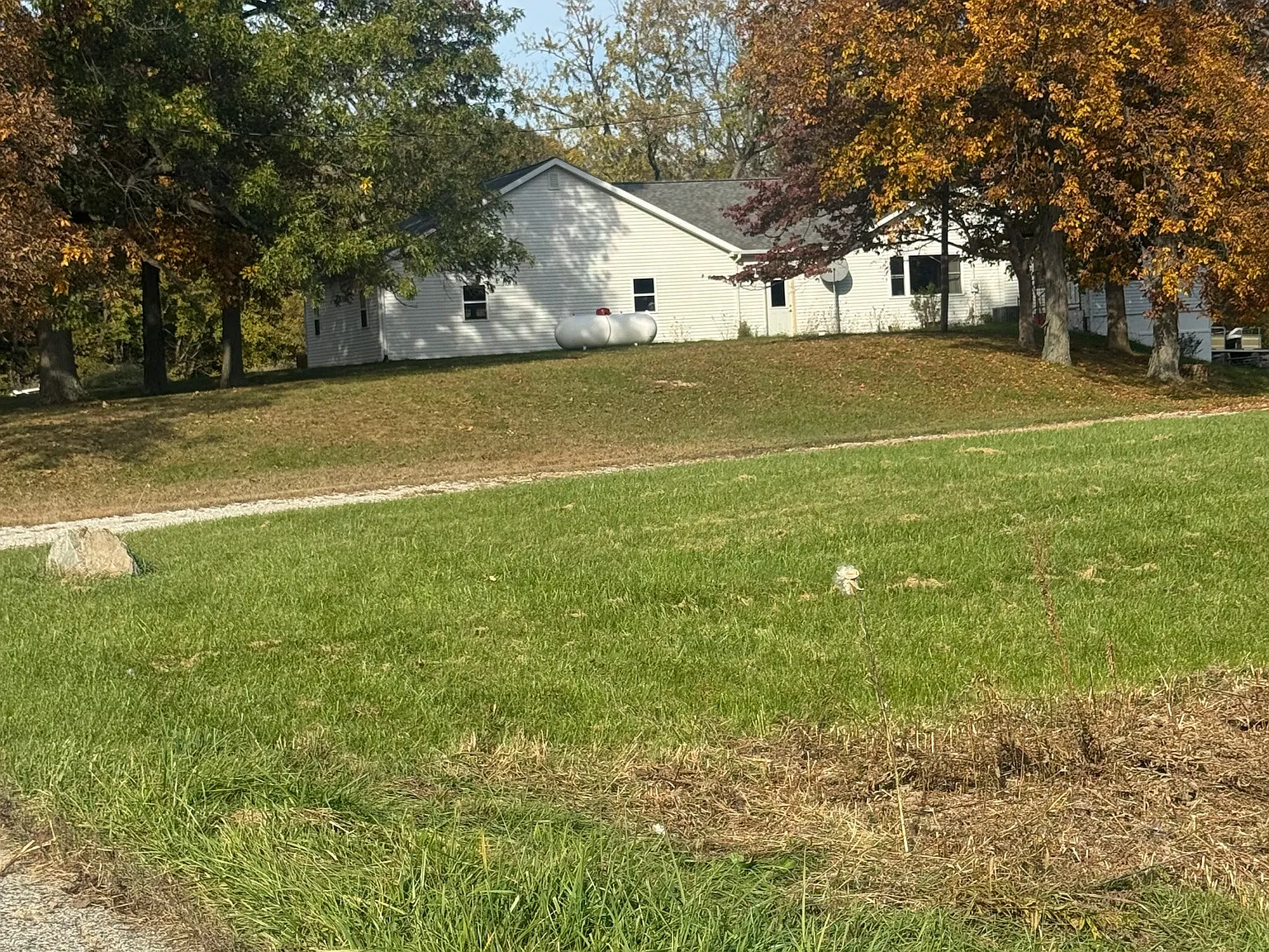 3 bed, 1112 sqft, $1,500 — Photo 2