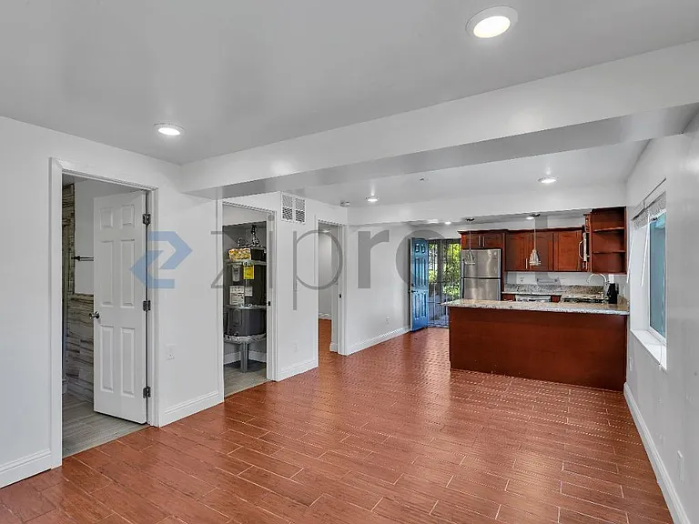 609 Drake Ave #2 — Photo 18
