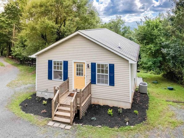 820 Newtown Rd, Greenwood, VA 22943