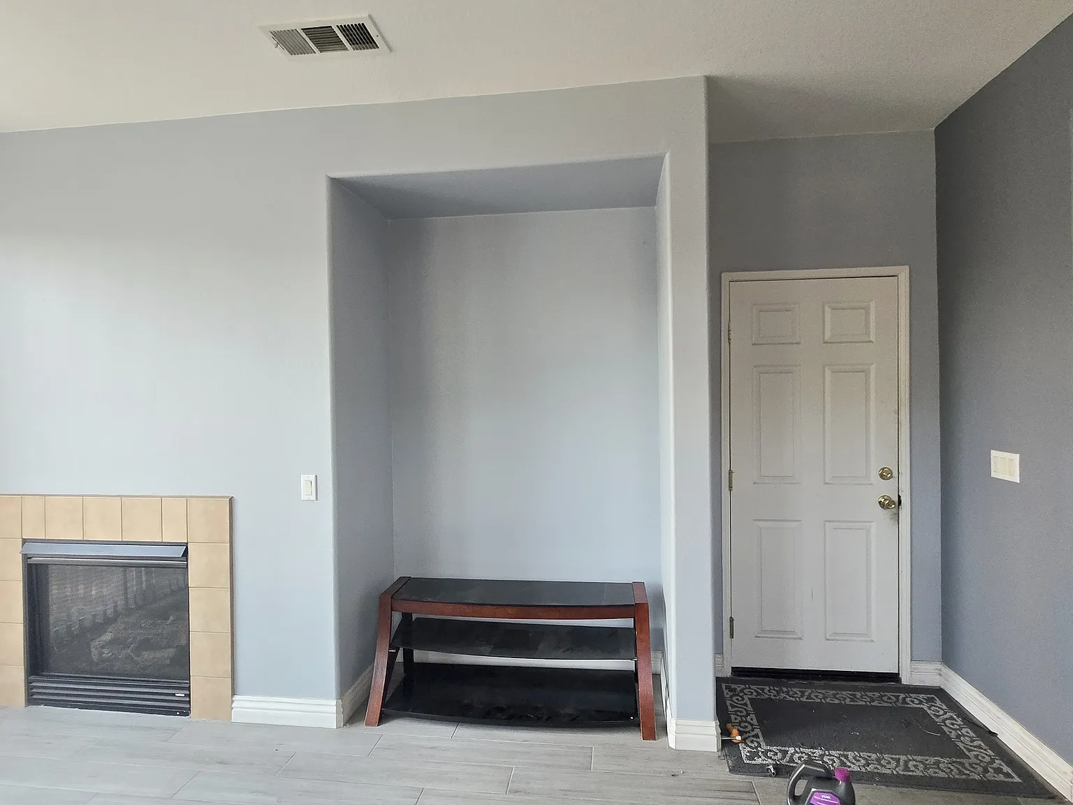 4 bed, 2112 sqft, $3,600 — Photo 4
