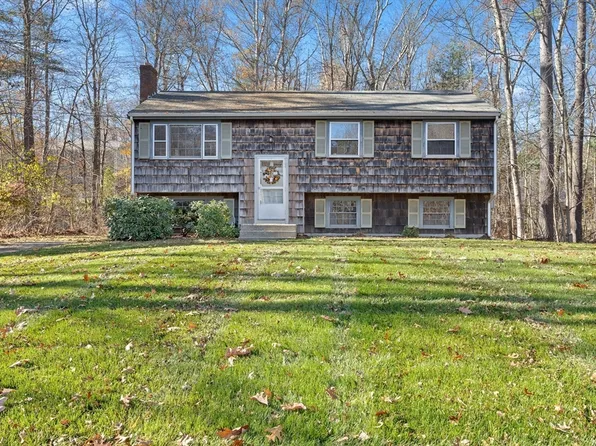 163 Woodland Dr, Hanover, MA 02339