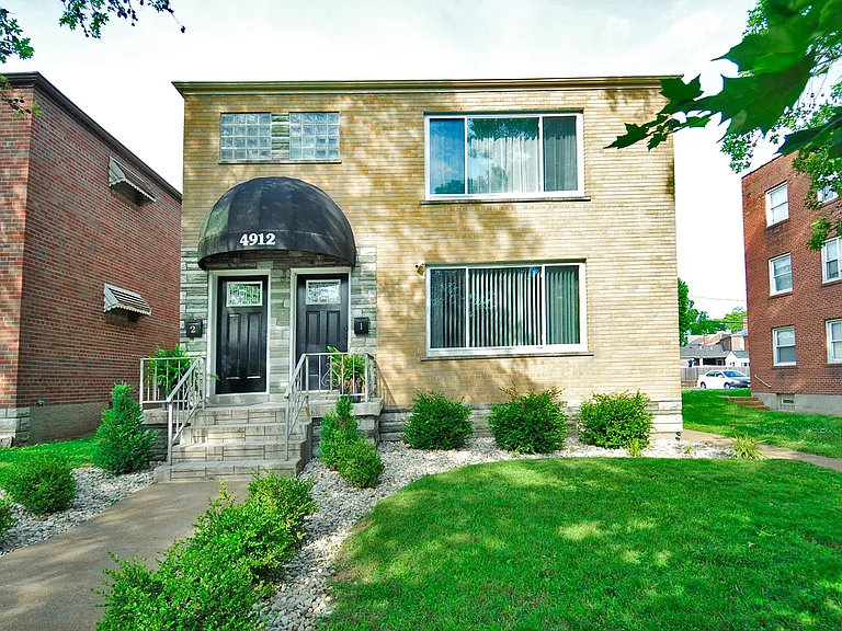 4912 Jamieson Ave #2 — Photo 1