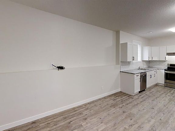5th image of 9606 113th Ave #1