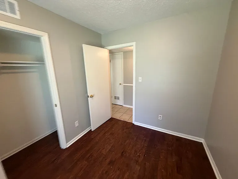 5071 Gray Dr — Photo 33
