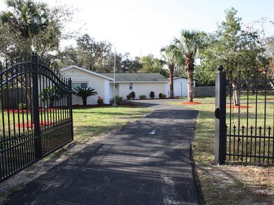 9140 Turkey Shoot Rd, New Port Richey, FL, 34654