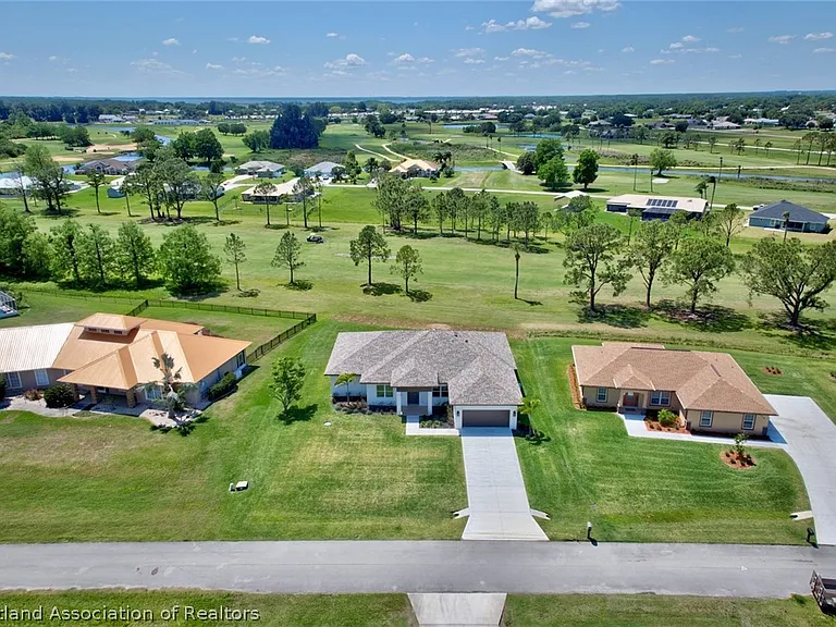 6416 Concord Dr — Photo 31