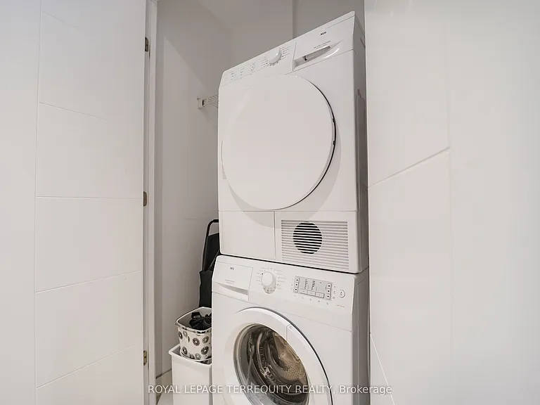 488 University Ave #5008 — Photo 39