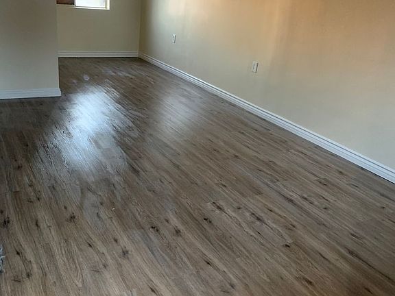 2nd image of 4744 N Sierra Way #9