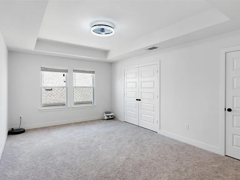 424 Hollister Dr — Photo 26