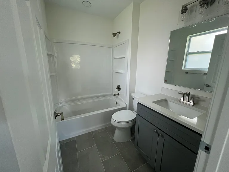 219 S Grandview Ave — Photo 43
