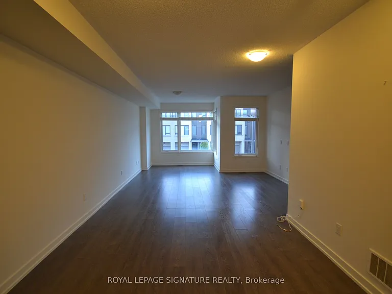 202 Huguenot Rd — Photo 6