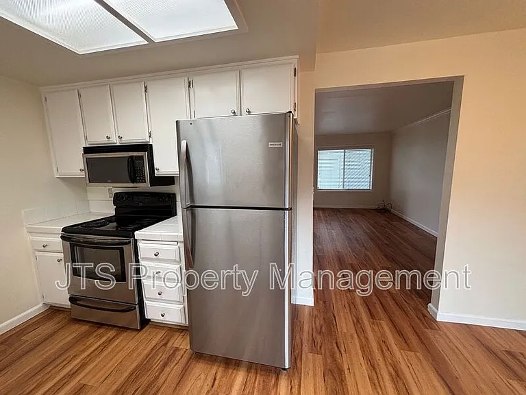 2515 Merrychase Dr #S — Photo 4