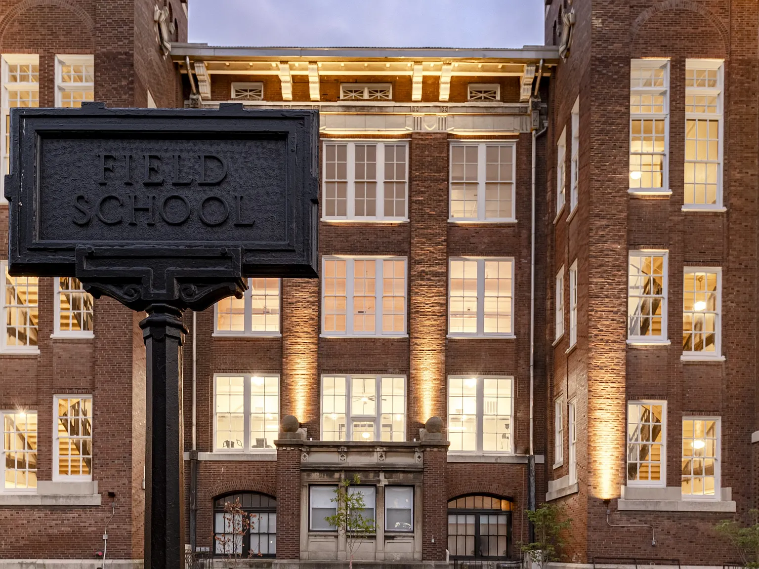 Capstone Apartments — Photo 2