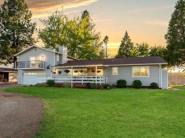 16190 Newtonian Way, Grass Valley, CA 95945