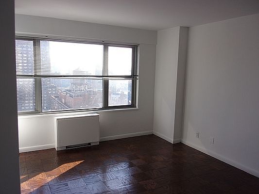 3rd image of 245 E 63rd St APT 27E