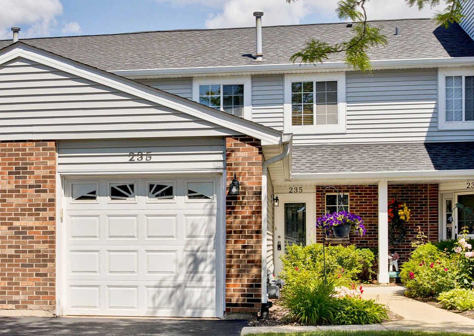1st image of 235 Brittany Dr