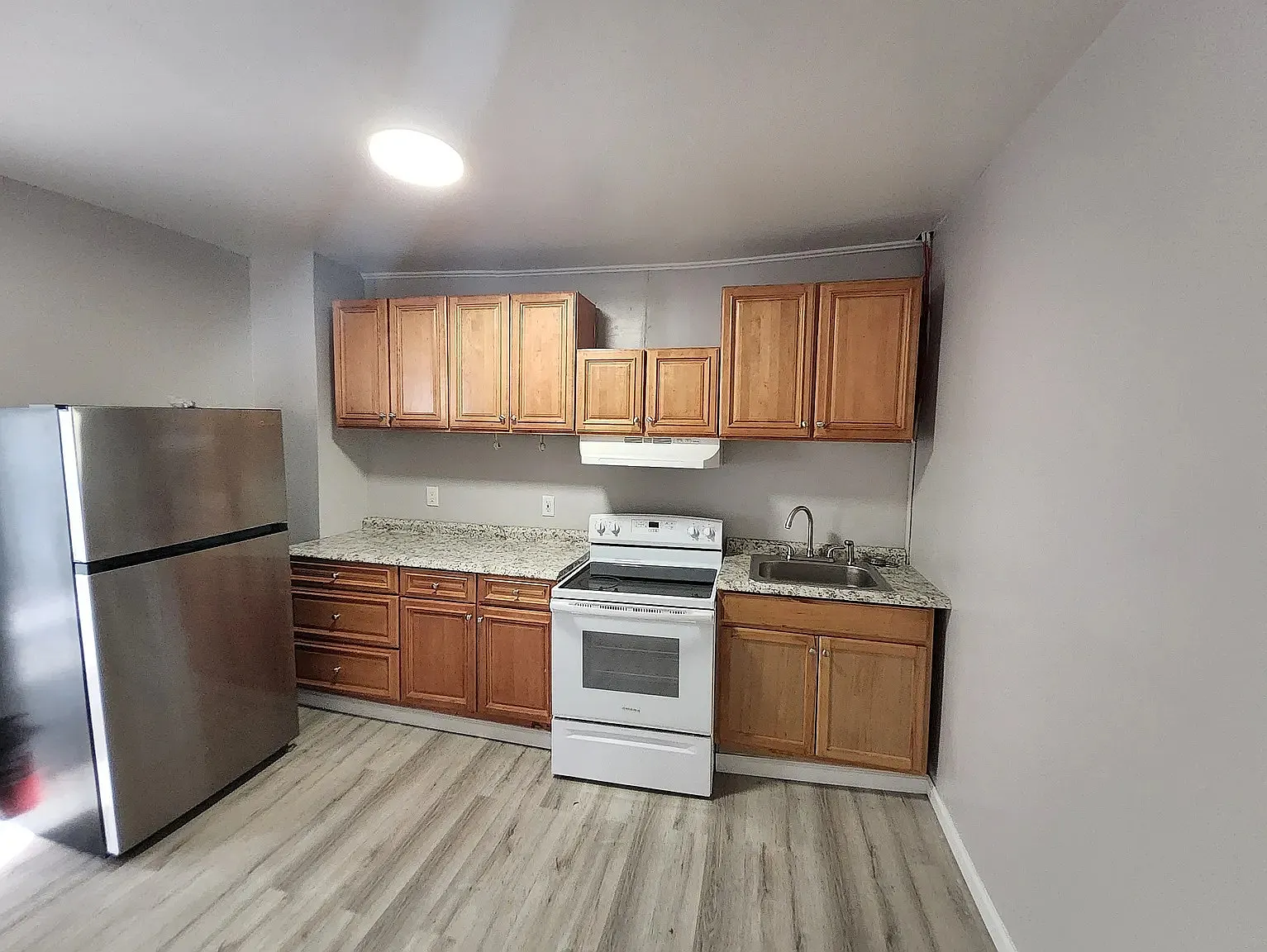 1 bed, $1,100 — Photo 2