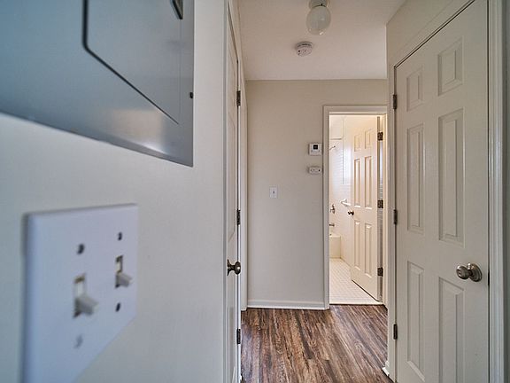 4th image of 24350 Lakeshore Blvd #305