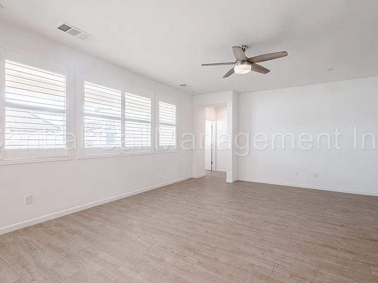 14409 Barbon Beck Ave — Photo 5