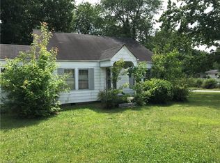 585 Brown St, Lexington, NC 27292