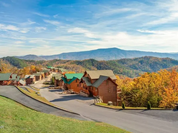 2844 White Oak Ridge Ln, Sevierville, TN 37862