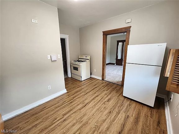 4th image of 3434 W 50th St #1