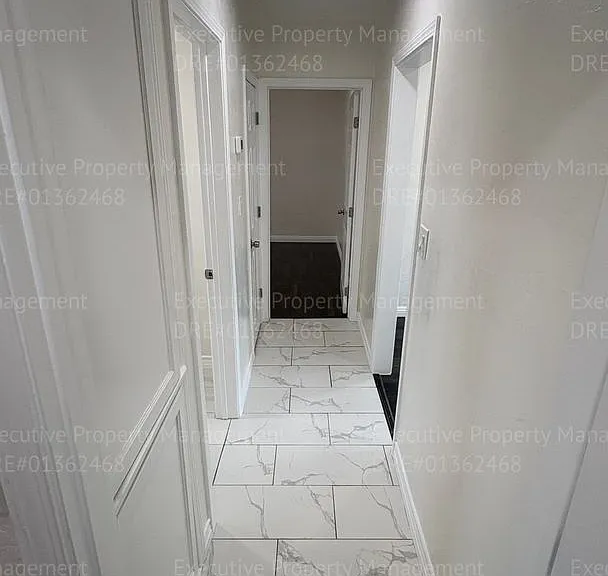104 S Kincaid St — Photo 12